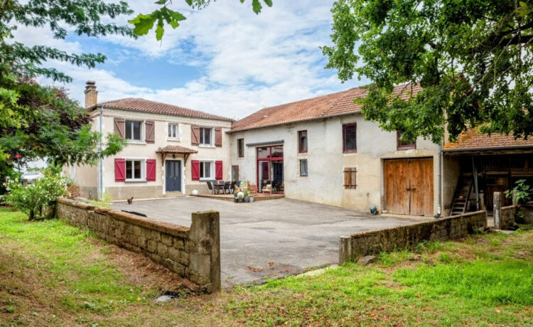 Maison Hagetmau 7 pièce(s) 300m2 1