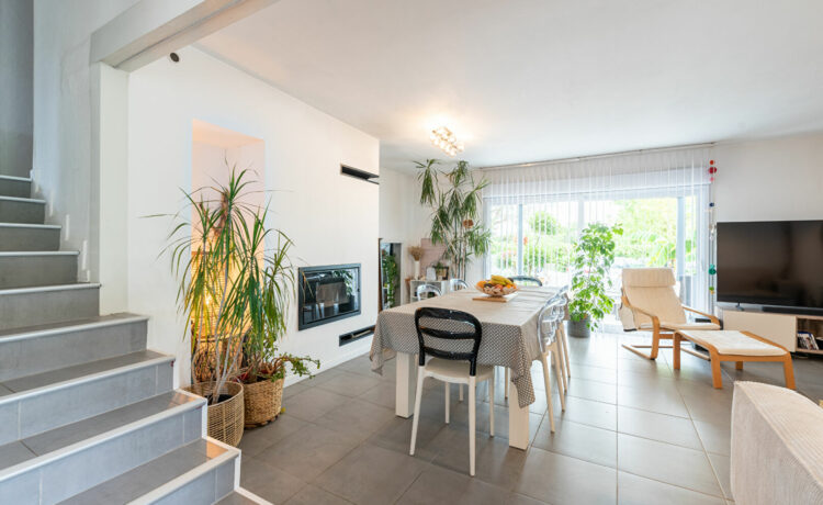 Maison 6 pièce(s) 133 m2