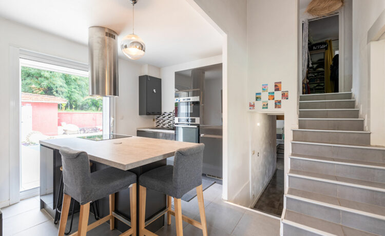 Maison 6 pièce(s) 133 m2