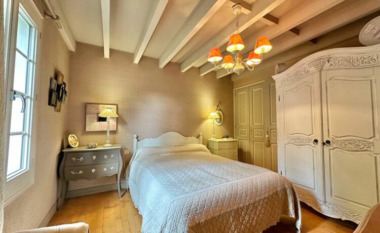 Maison Mont De Marsan 8 pièce(s) 155 m2