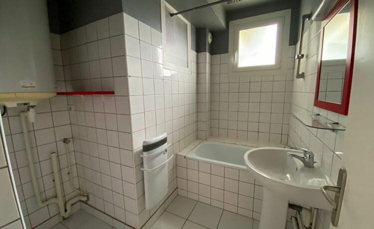 Appartement Aire Sur L Adour 3 pièce(s) 67.33 m2