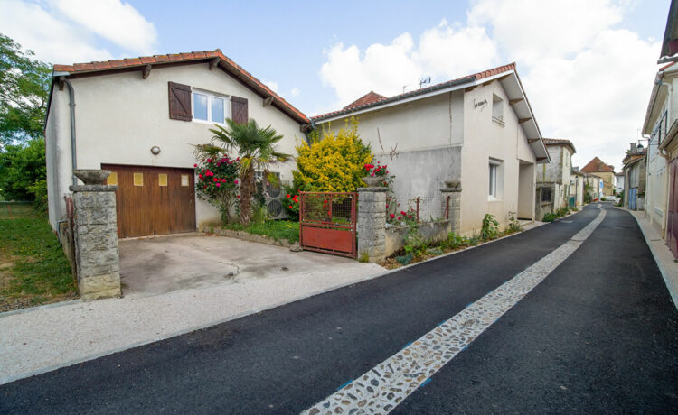 Maison de village avec garage Secteur GEAUNE 1