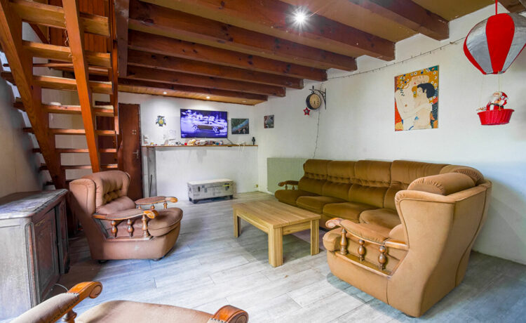 Maison de village avec garage Secteur GEAUNE 3