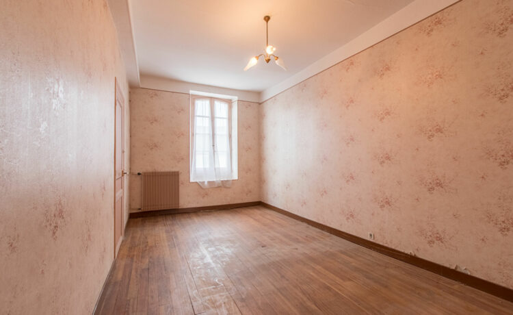 Immeuble avec local commercial  ARZACQ