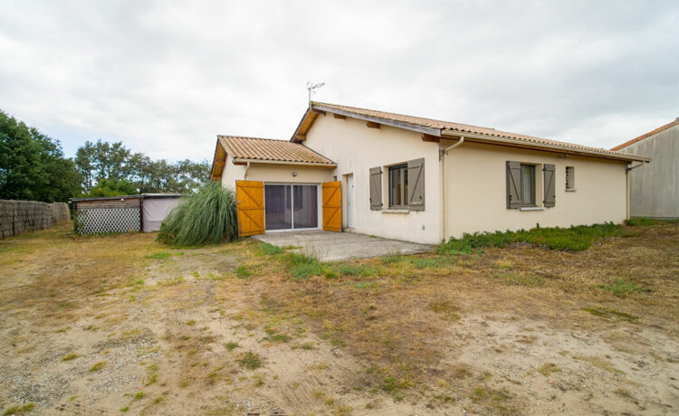 Maison Moustey 5 pièce(s) 6 m2 1