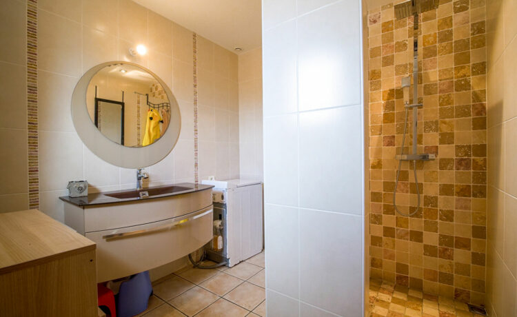 Maison Moustey 5 pièce(s) 6 m2