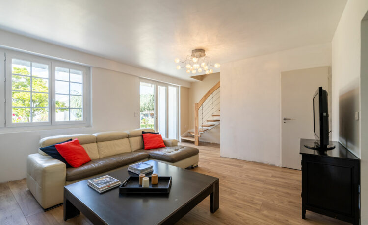 Maison rénovée à Aire-sur-l'Adour, proche du centre-ville 2