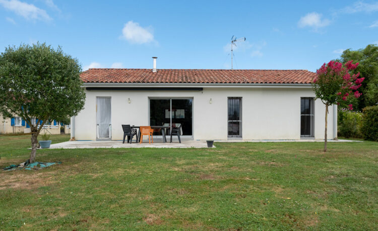 Maison 5 pièce(s) 111.8 m2 3