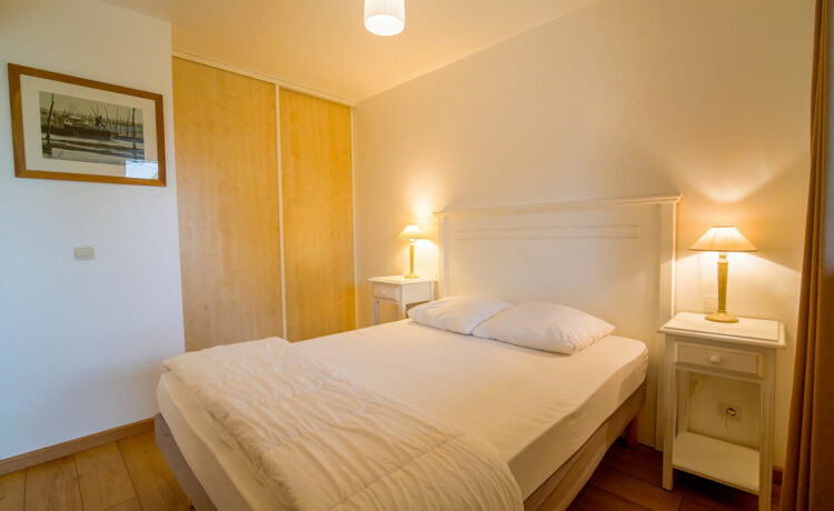 Appartement type T3 refait à neuf au pied du lac 2